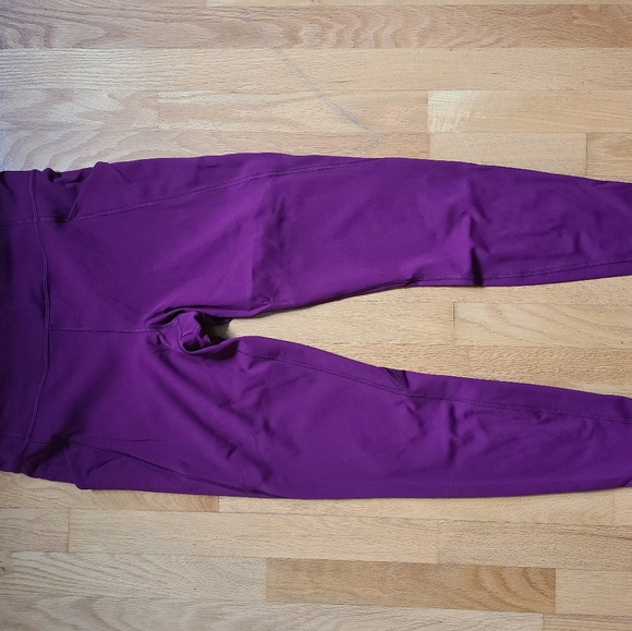 Lululemon leggings - Picture 1 of 2